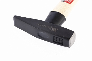 Молоток слесарный, 200 г, квадратный боек, деревянная рукоятка MATRIX